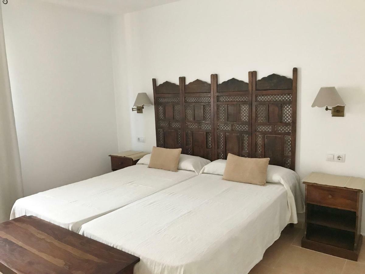 Tropical Garden Retreat: Private Terrace & Pool Oasis Apartment Corralejo Exterior photo
